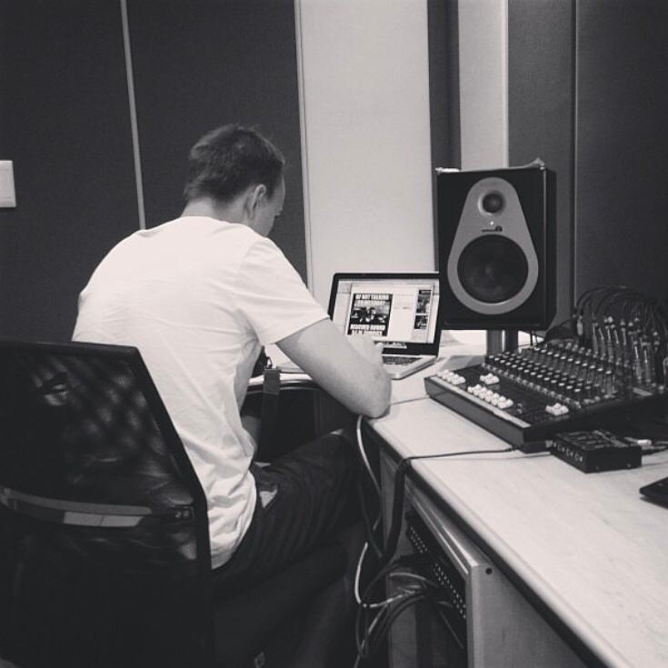 Services Podcast Studio